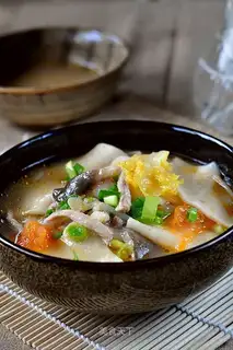 Mixed stewed noodles slices