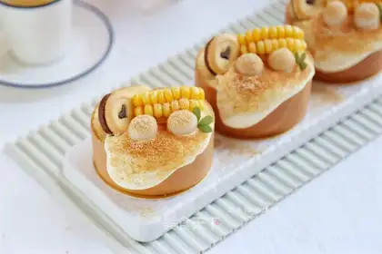 Corn bean cream rolls