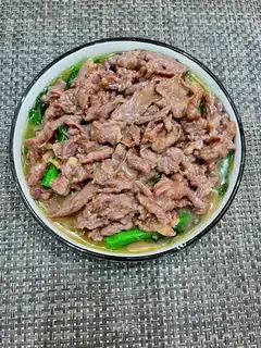 Wet mustard blue beef