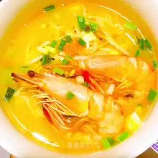 Shrimp noodles