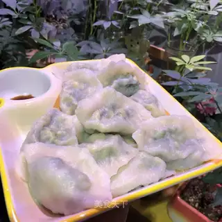 Plumsy egg dumplings