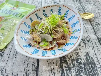 Thai juice clams