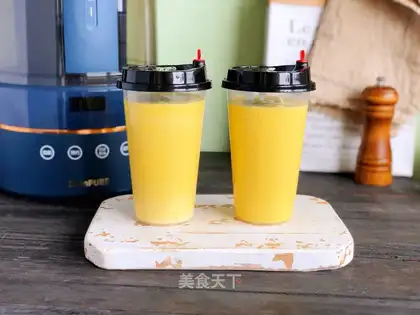 Mango banana shake