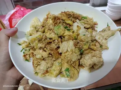 Onions, fried eggs