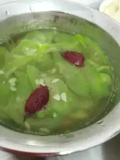 Smelt, red date soup