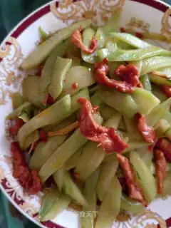 cucumber fried meat