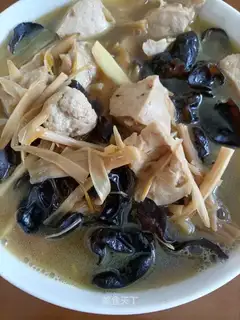 Porkball soup