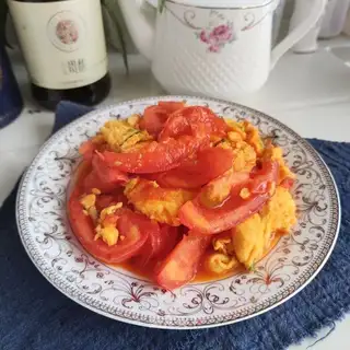 Tomato fried eggs