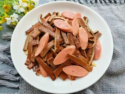 Scrambled ham sausage