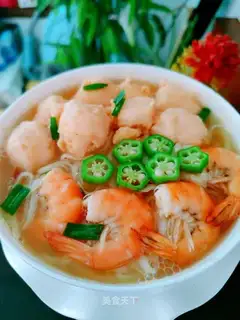 Shrimp noodles