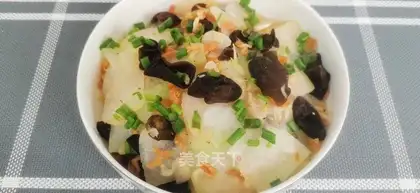 Shrimp skin, melon
