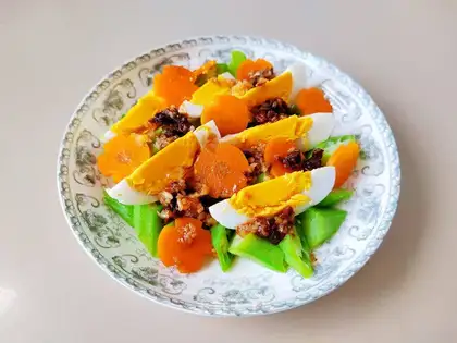 Autumn eggs