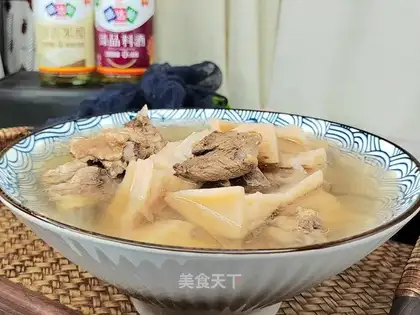 Liang's ribs soup