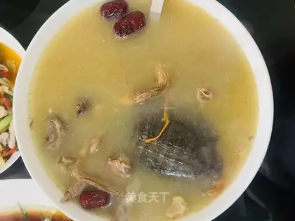 Squid pigeon soup
