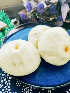 Big meat bun