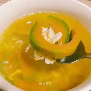 Pumpkin shrimp soup