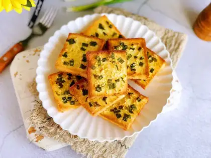 Garlic toast