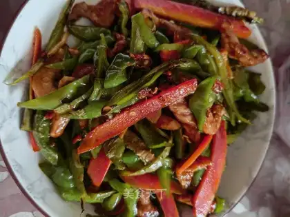 Chili fried meat