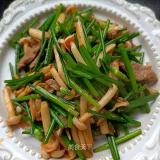 Shrimp oiled twig mushrooms