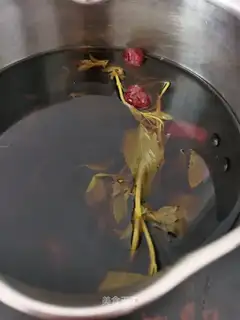 Rohan's red palm mint tea