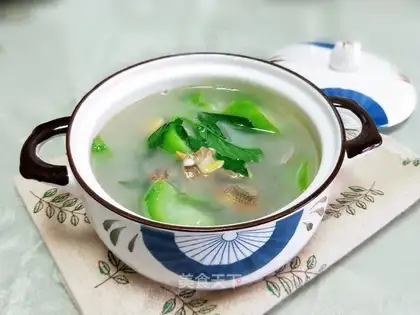 Smelt cape soup