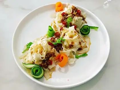 Sour spicy noodles