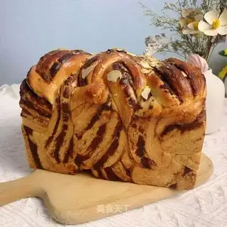 Red bean toast