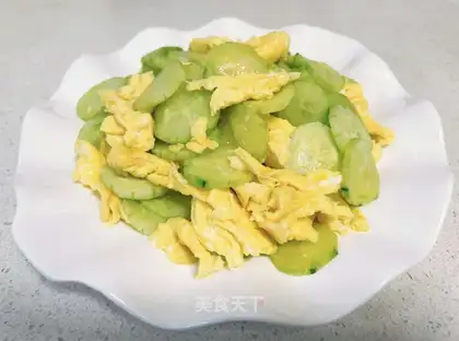 cucumber fried eggs