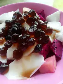 Black sugar and fruit