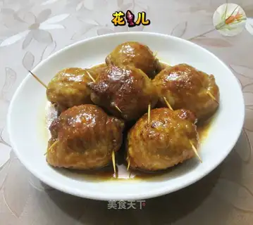 Chicken wings with quail eggs