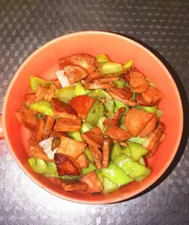 Spicy pepper for ham