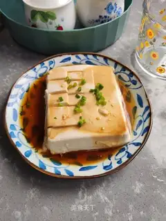 Soy sauce and tofu