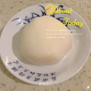 Ice-covered mooncake