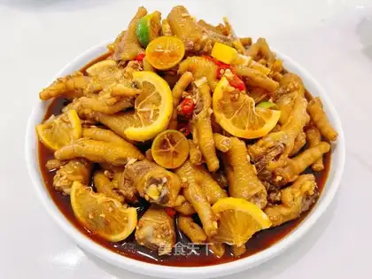 Sour lemon chicken claws