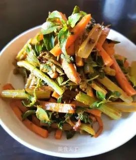 Garlic and carrot celery