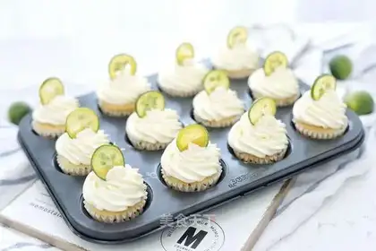 Lemon cupcakes