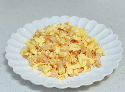 Eggs and shrimp