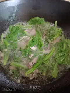 Skinny pork liver soup