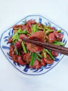 Garlic fried intestines