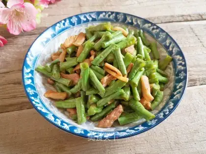 Bean-breaded meat