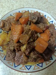 Cow ribs for potato carrots