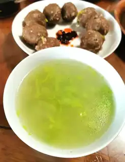 Beefball celery soup