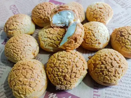Cream cream puff