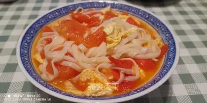 Tomato egg noodles