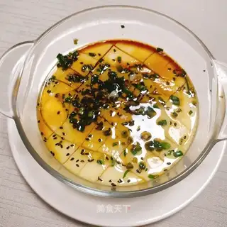 Steaming eggs