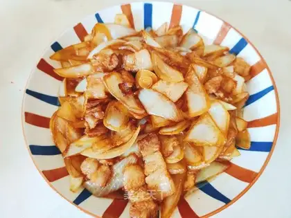 Five flowers and onions