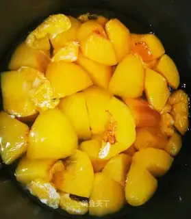 Peach can