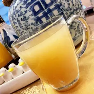 Pear silver ear soup