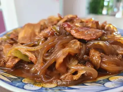 ♪ Five bouquets of sour sauce ♪