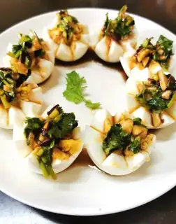 Garlic water eggs